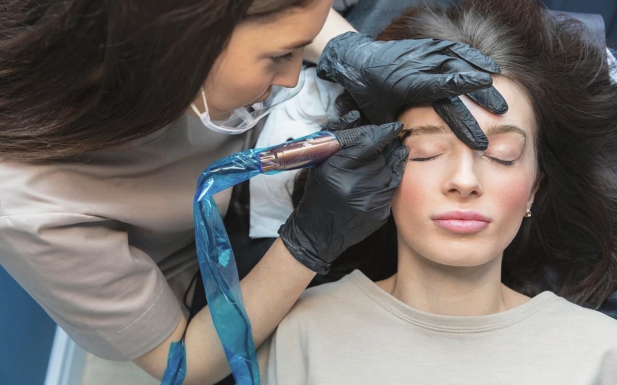 Kurz permanentní make-up